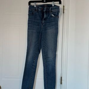 Abercrombie & Fitch Simone High Rise Ankle jeans